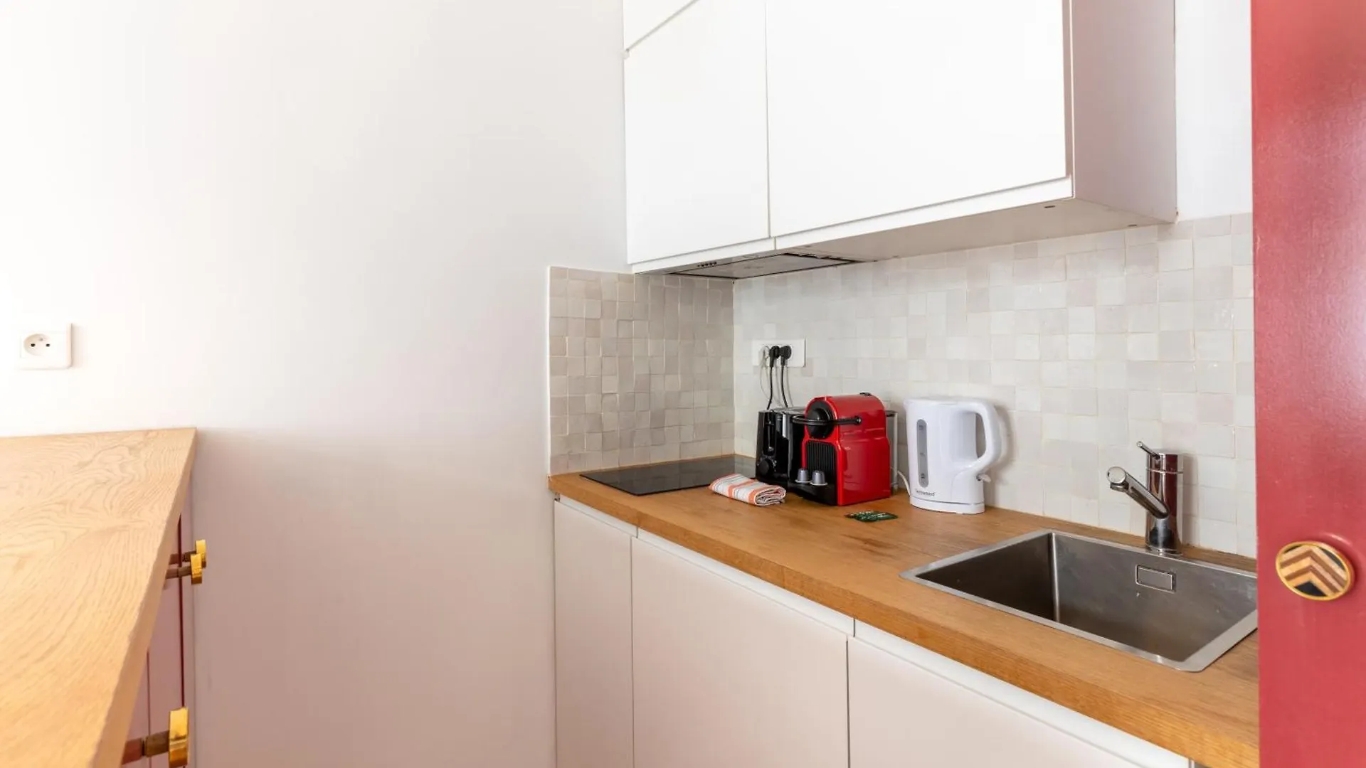 Nicolo Passy Magnifique Studio Apartment Paris France